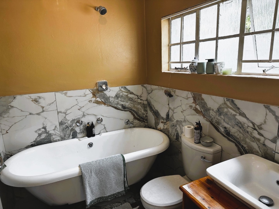 1 Bedroom Property for Sale in Parkview Gauteng