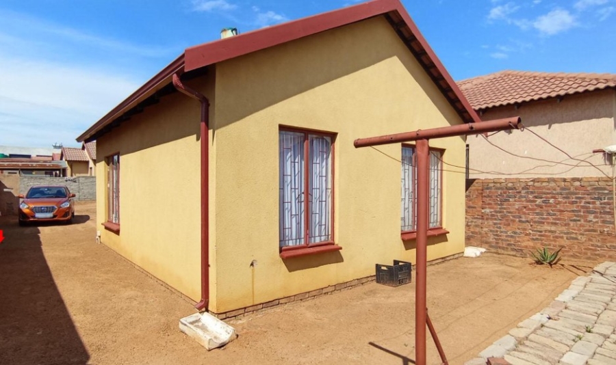  Bedroom Property for Sale in Soshanguve VV Gauteng