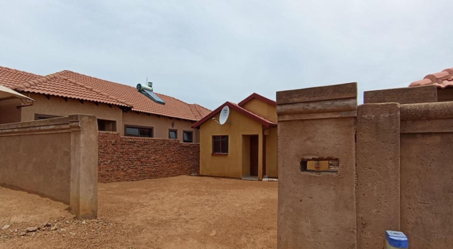  Bedroom Property for Sale in Soshanguve VV Gauteng