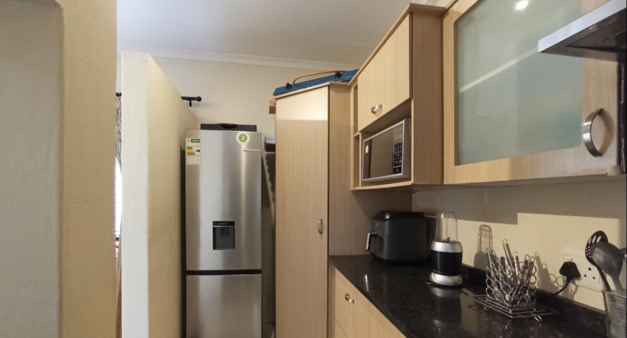 2 Bedroom Property for Sale in Beverley Gauteng