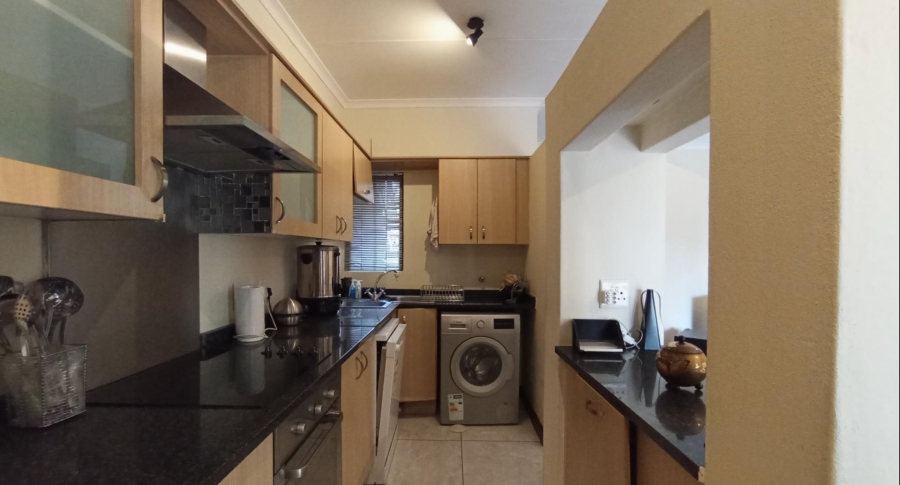 2 Bedroom Property for Sale in Beverley Gauteng