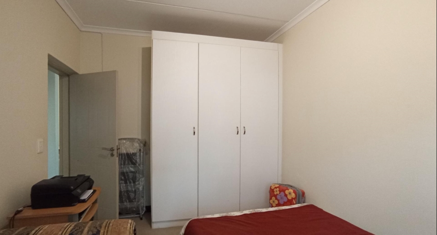 2 Bedroom Property for Sale in Beverley Gauteng