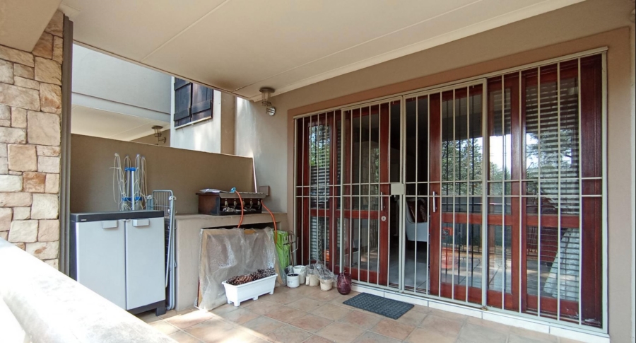 2 Bedroom Property for Sale in Beverley Gauteng