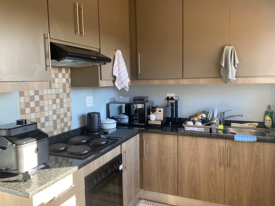 To Let 2 Bedroom Property for Rent in Raslouw Gauteng