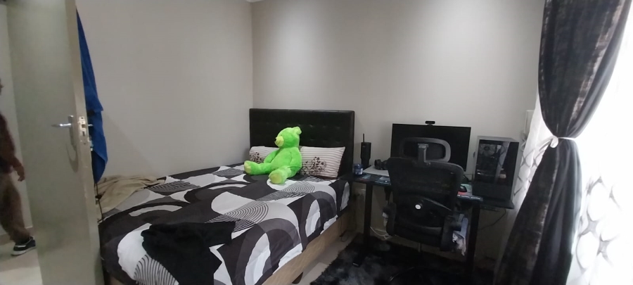 4 Bedroom Property for Sale in Illiondale Gauteng