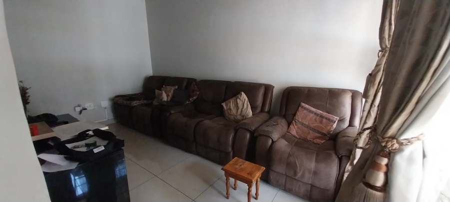 4 Bedroom Property for Sale in Illiondale Gauteng