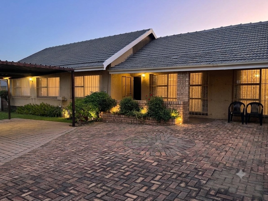 4 Bedroom Property for Sale in Illiondale Gauteng