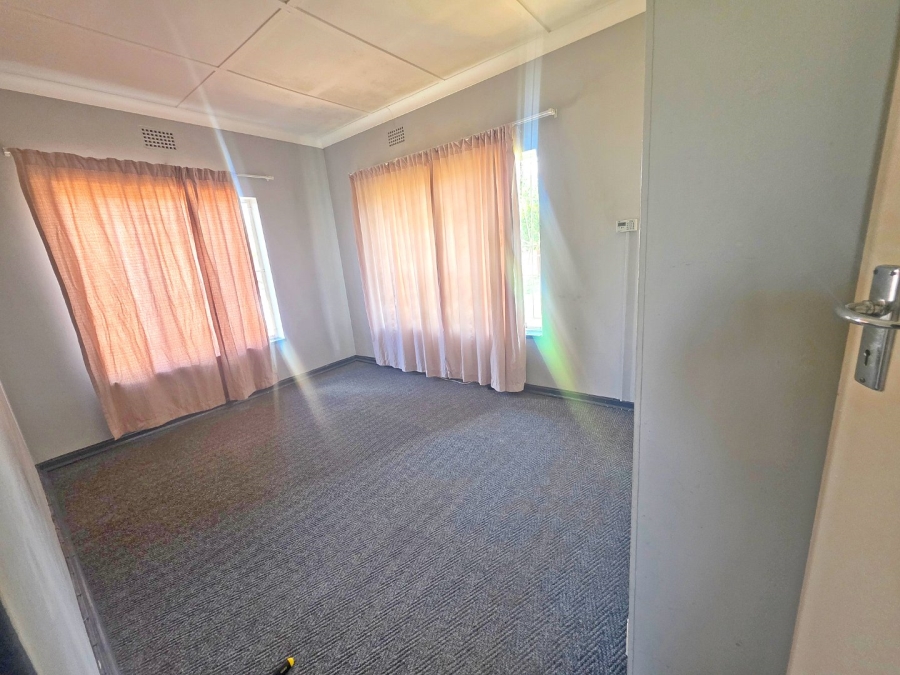 3 Bedroom Property for Sale in Noycedale Gauteng