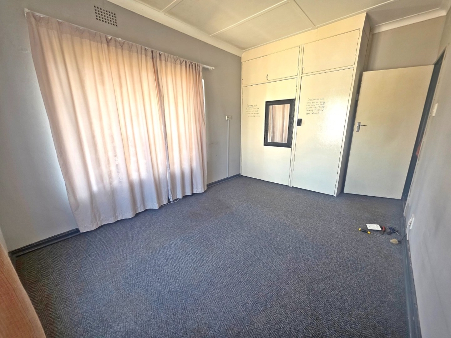 3 Bedroom Property for Sale in Noycedale Gauteng