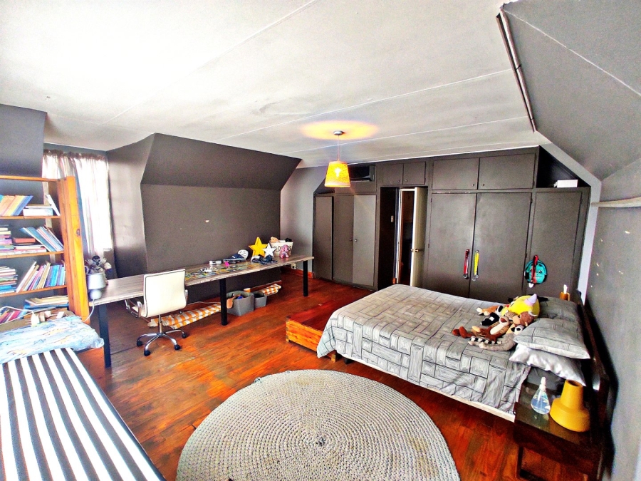 4 Bedroom Property for Sale in Vanderbijlpark SE 3 Gauteng