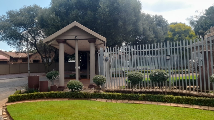 4 Bedroom Property for Sale in Vanderbijlpark SE 3 Gauteng