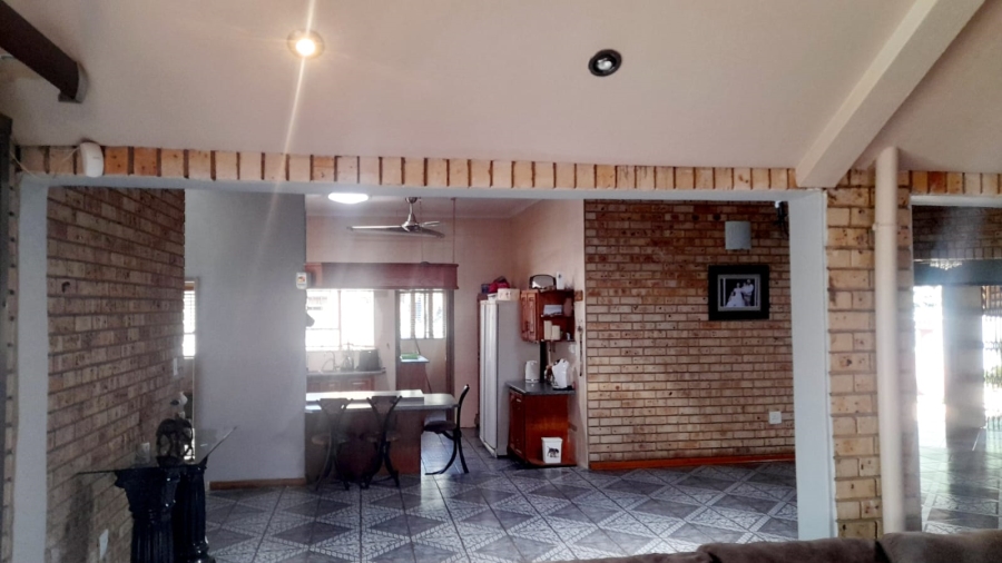4 Bedroom Property for Sale in Vanderbijlpark SE 3 Gauteng
