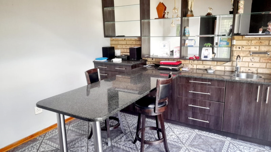 4 Bedroom Property for Sale in Vanderbijlpark SE 3 Gauteng