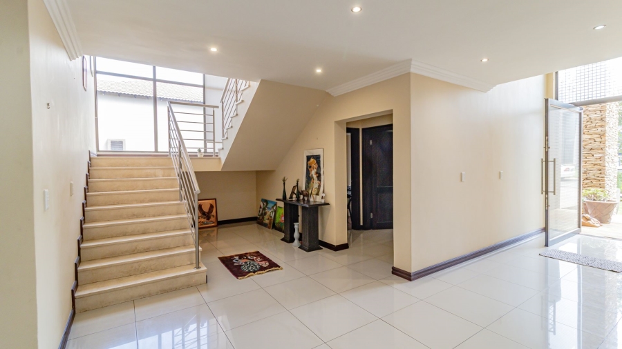 5 Bedroom Property for Sale in Aspen Lakes Gauteng