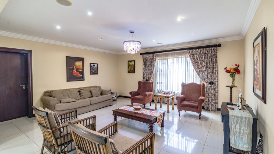 5 Bedroom Property for Sale in Aspen Lakes Gauteng