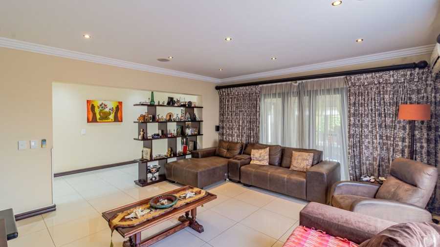 5 Bedroom Property for Sale in Aspen Lakes Gauteng
