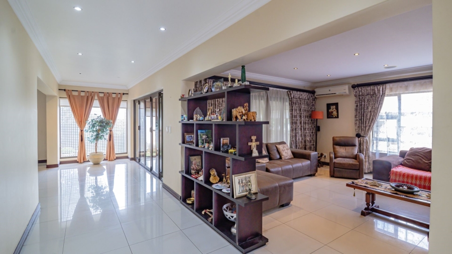 5 Bedroom Property for Sale in Aspen Lakes Gauteng