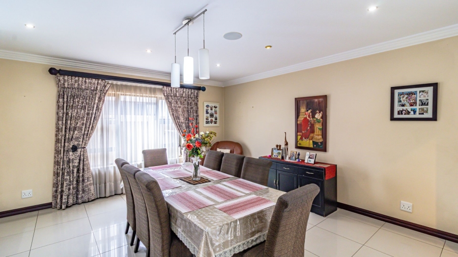 5 Bedroom Property for Sale in Aspen Lakes Gauteng