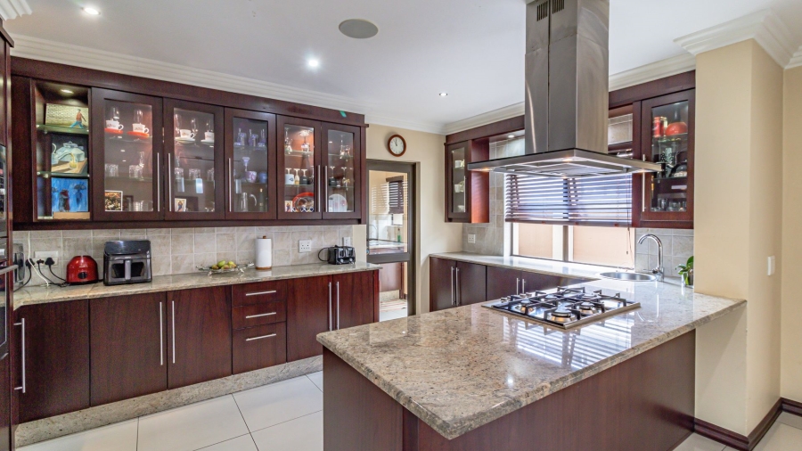 5 Bedroom Property for Sale in Aspen Lakes Gauteng