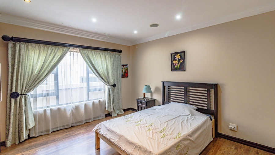 5 Bedroom Property for Sale in Aspen Lakes Gauteng