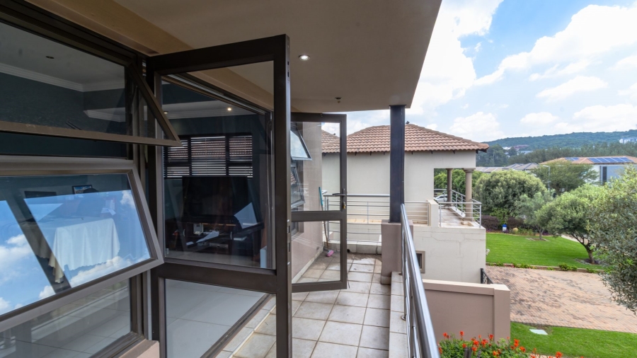 5 Bedroom Property for Sale in Aspen Lakes Gauteng