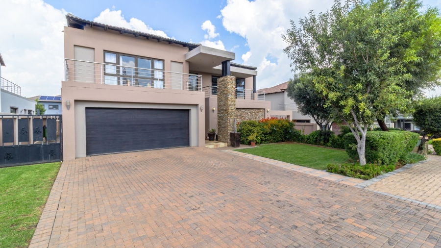 5 Bedroom Property for Sale in Aspen Lakes Gauteng