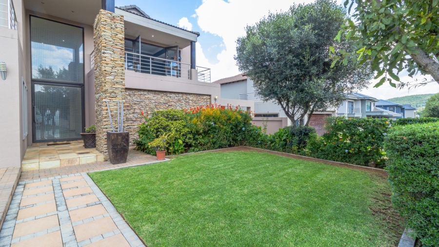 5 Bedroom Property for Sale in Aspen Lakes Gauteng