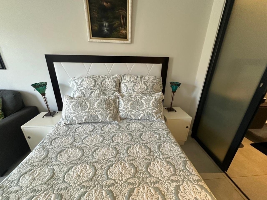 To Let 1 Bedroom Property for Rent in Waterfall Gauteng