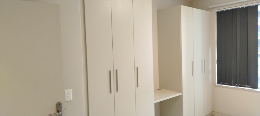 To Let 2 Bedroom Property for Rent in Rosebank Gauteng