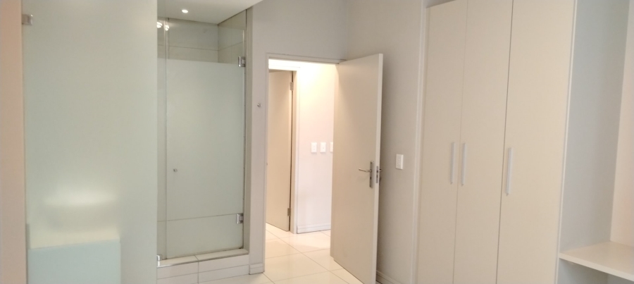 To Let 2 Bedroom Property for Rent in Rosebank Gauteng