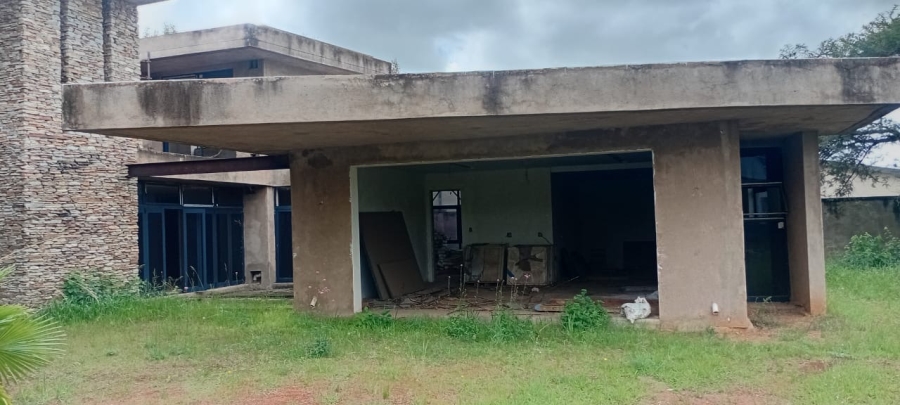  Bedroom Property for Sale in Zambezi Country Estate Gauteng