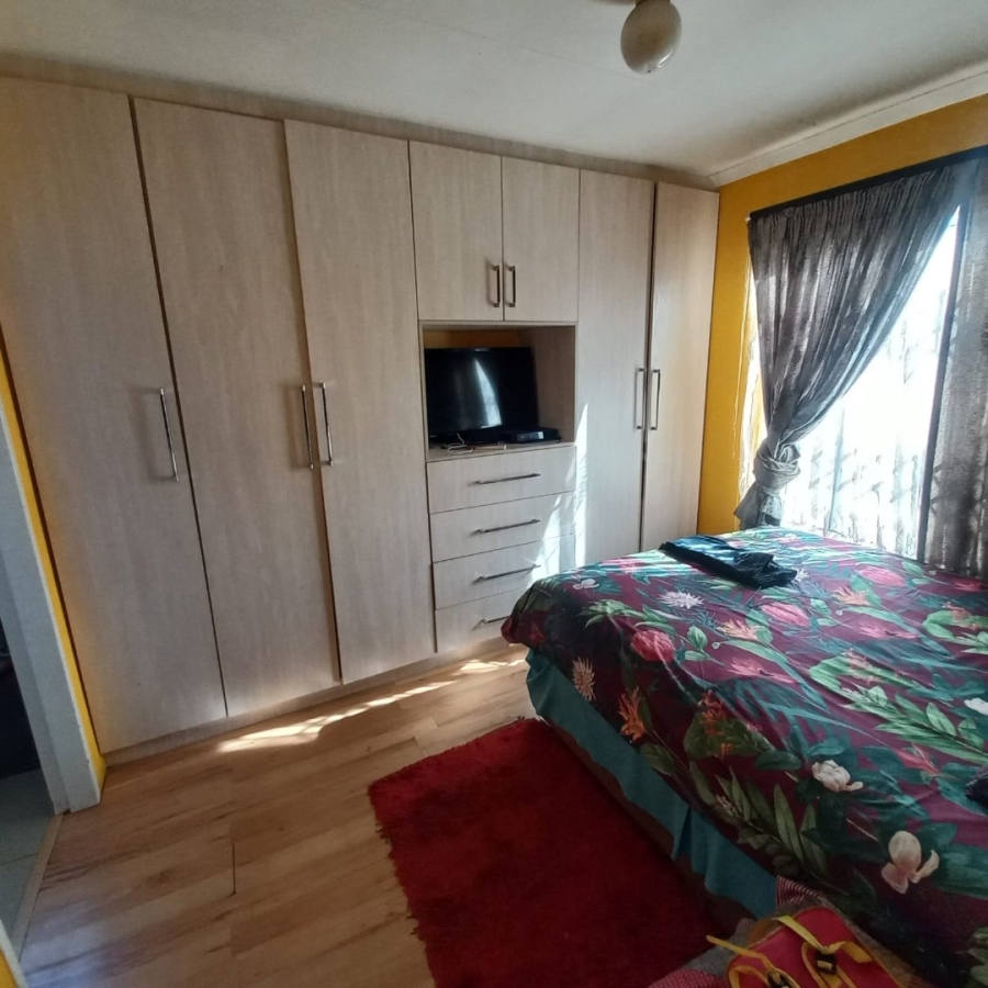 3 Bedroom Property for Sale in Protea Glen Gauteng