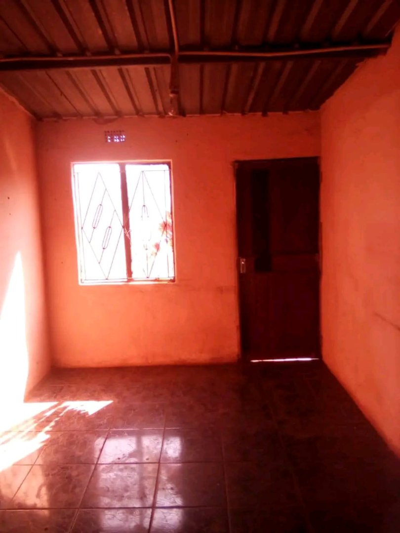 1 Bedroom Property for Sale in Mohlakeng Gauteng