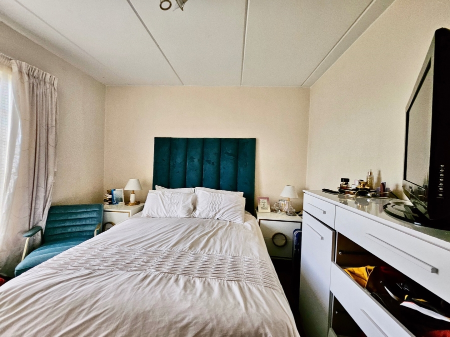 To Let 2 Bedroom Property for Rent in Terenure Gauteng