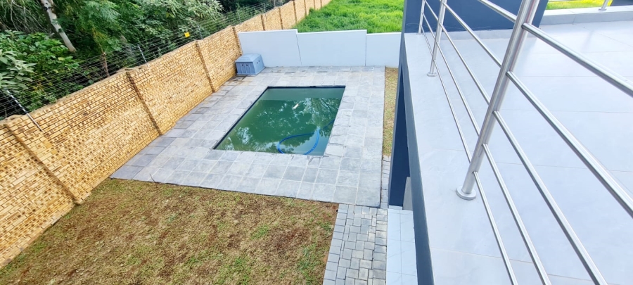 4 Bedroom Property for Sale in Blue Hills Gauteng