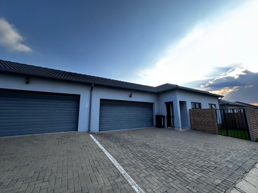 To Let 3 Bedroom Property for Rent in Parkrand Gauteng