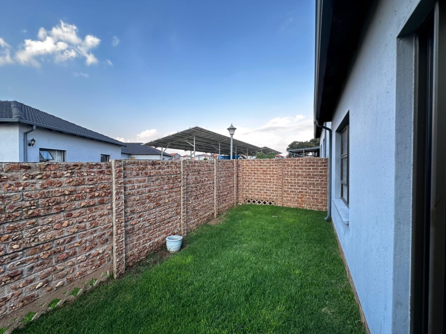 To Let 3 Bedroom Property for Rent in Parkrand Gauteng
