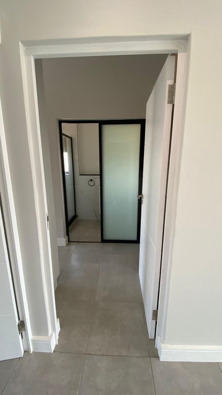2 Bedroom Property for Sale in Waterfall Gauteng