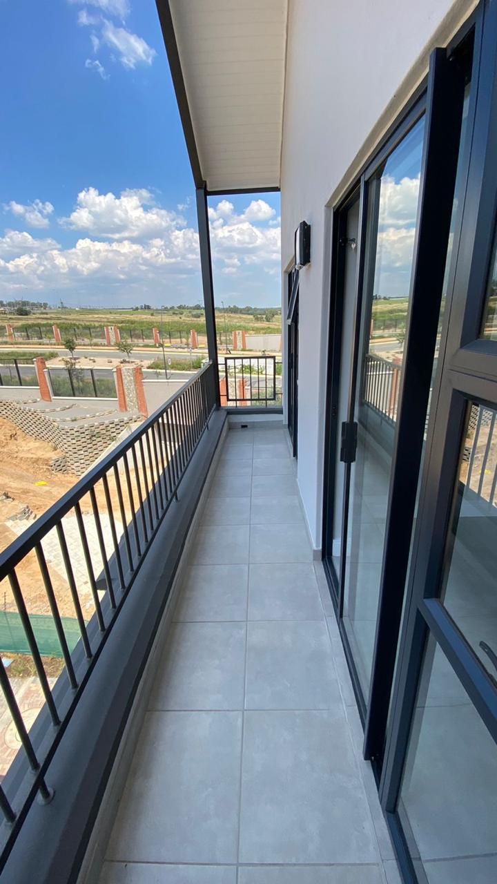 2 Bedroom Property for Sale in Waterfall Gauteng