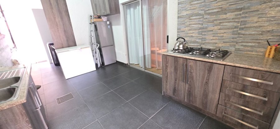 4 Bedroom Property for Sale in Laudium Gauteng