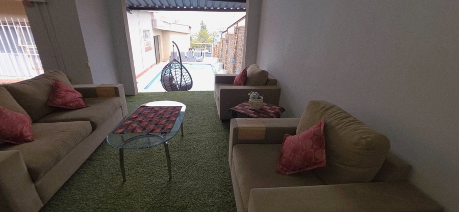 4 Bedroom Property for Sale in Laudium Gauteng