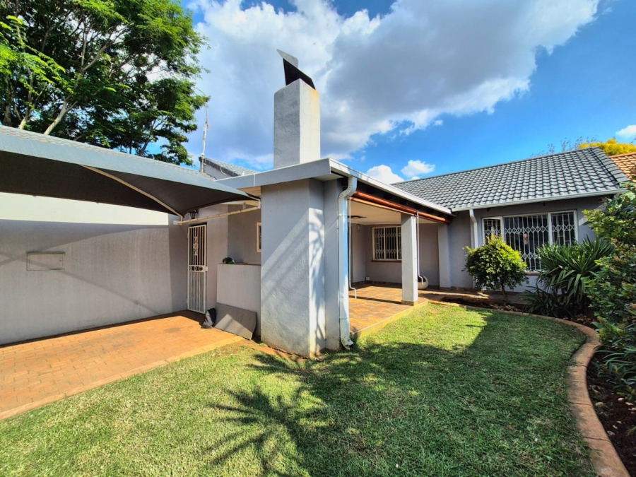 3 Bedroom Property for Sale in Hennopspark Gauteng