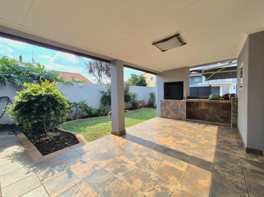 3 Bedroom Property for Sale in Hennopspark Gauteng