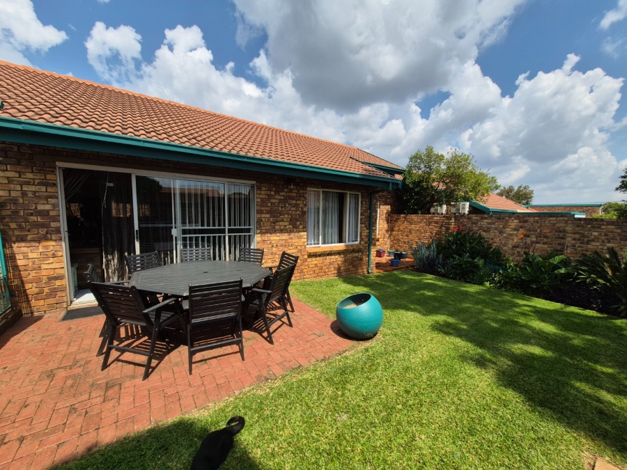 3 Bedroom Property for Sale in Clubview Gauteng