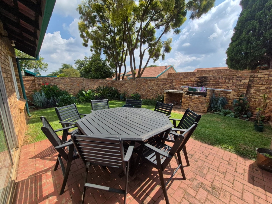 3 Bedroom Property for Sale in Clubview Gauteng