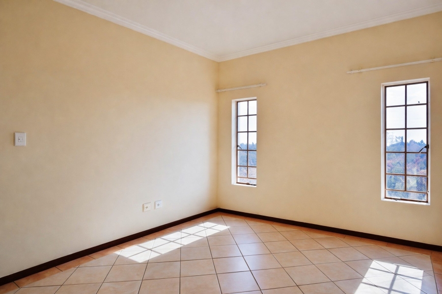 2 Bedroom Property for Sale in The Orchards Gauteng