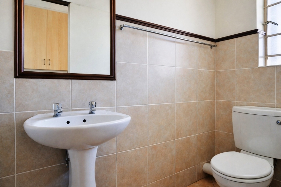 2 Bedroom Property for Sale in The Orchards Gauteng