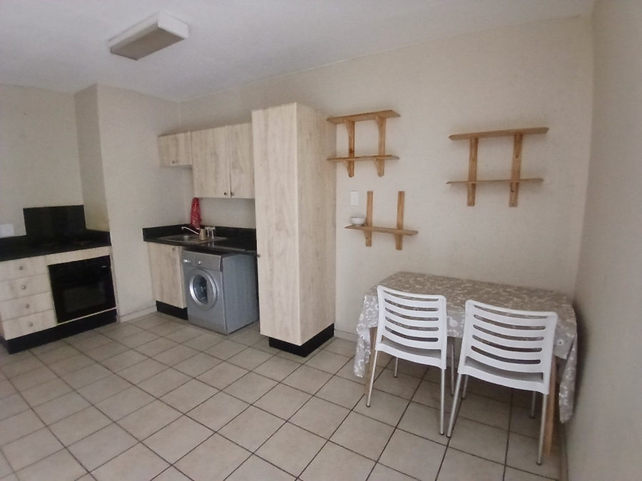 1 Bedroom Property for Sale in Hillcrest Gauteng