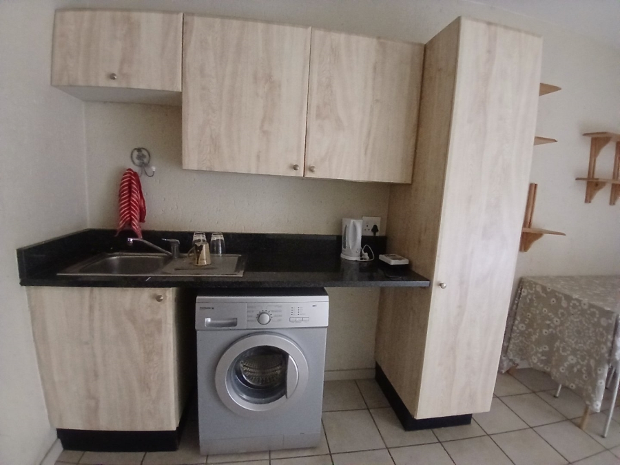 1 Bedroom Property for Sale in Hillcrest Gauteng