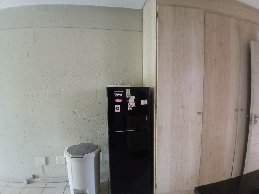 1 Bedroom Property for Sale in Hillcrest Gauteng